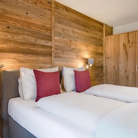 Inviting Holiday In Near Ski Area *